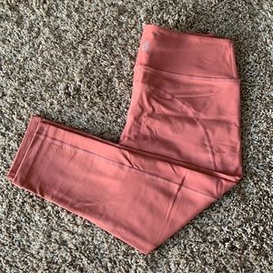 BUFFBUNNY medium capris (mauve)